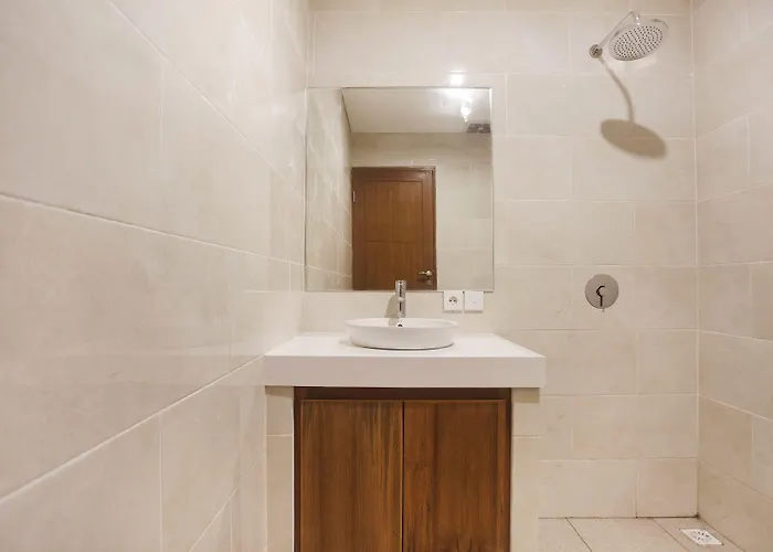 Sahadewa 4* Kerobokan (Bali)